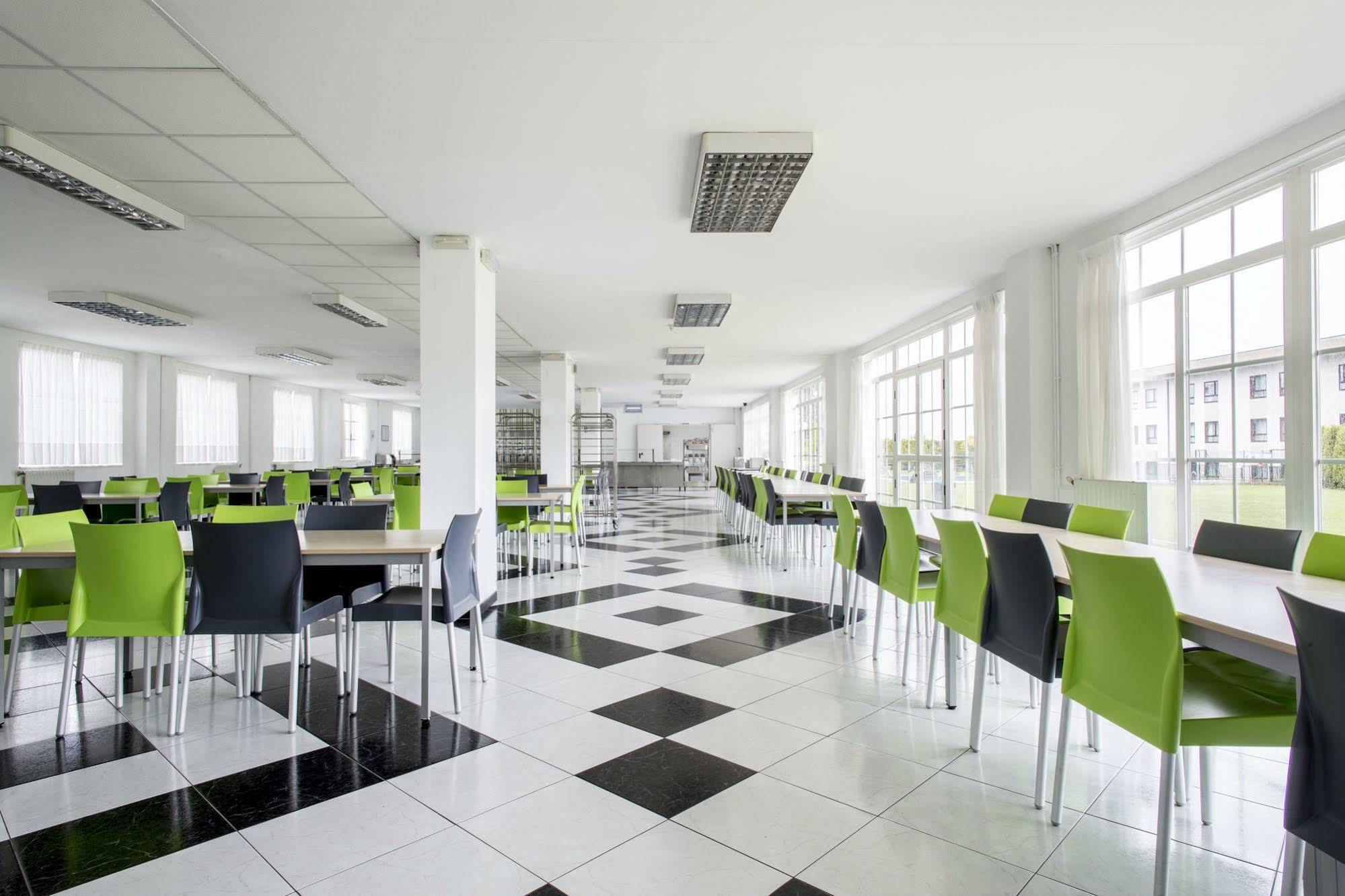 Residencia Universitaria Resa Siglo XXI Culleredo Εξωτερικό φωτογραφία